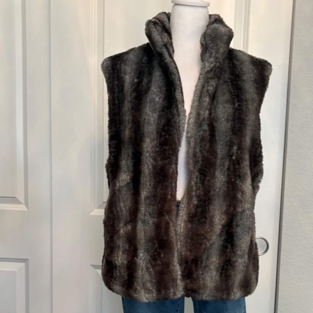 Faux Fur Vest in Brown and Gray